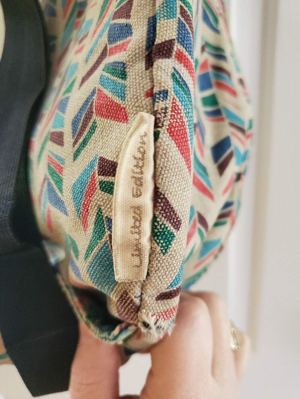 Kavu Rope Shoulder Sling Bag Limited Edition Aztec Geometric Turquoise Boho - Picture 11 of 12